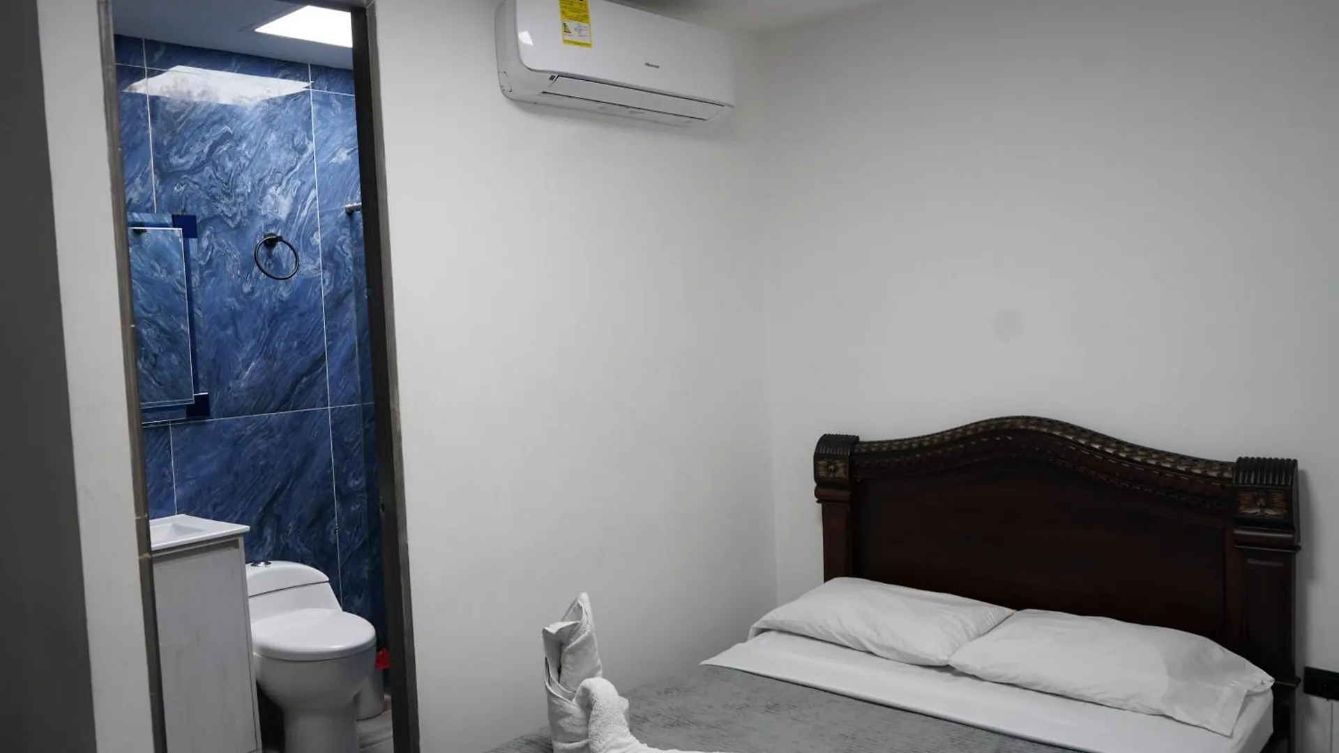 Hotel Serymar La 70 Medellin 3*,