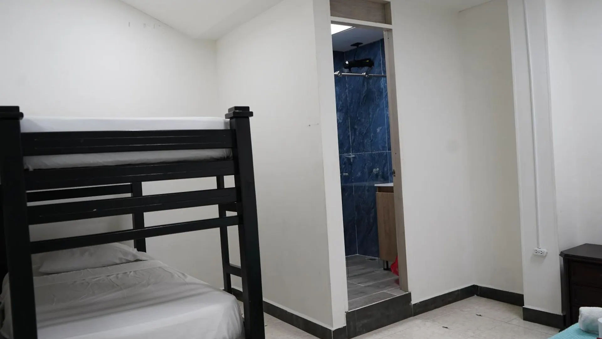 Hotel Serymar La 70 Medellin 3*,  Colombia