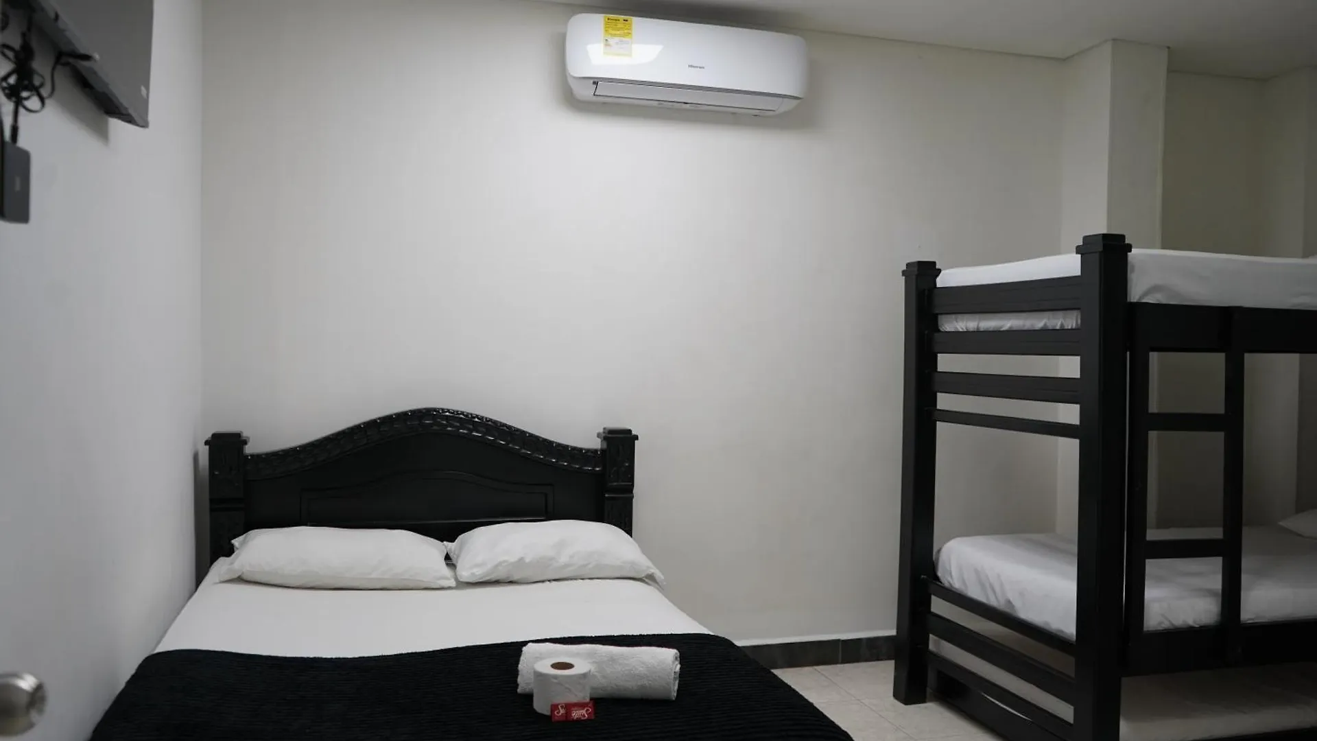 Hotel Serymar La 70 Medellin